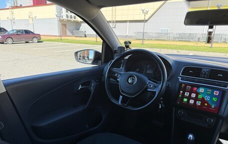 Volkswagen Polo VI (EU Market), 2017 год, 1 700 000 рублей, 16 фотография