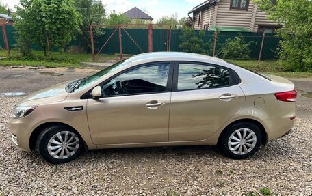 KIA Rio III рестайлинг, 2015 год, 960 000 рублей, 3 фотография
