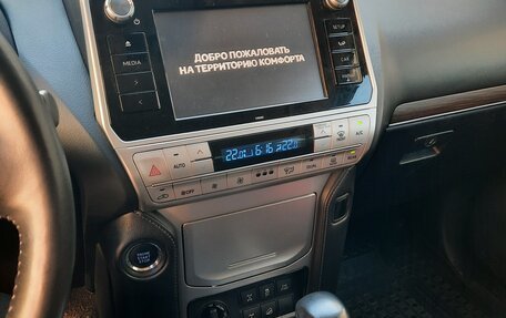 Toyota Land Cruiser Prado 150 рестайлинг 2, 2019 год, 5 900 000 рублей, 4 фотография