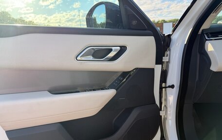 Land Rover Range Rover Velar I, 2017 год, 4 200 000 рублей, 11 фотография