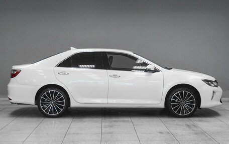 Toyota Camry, 2017 год, 2 199 000 рублей, 5 фотография