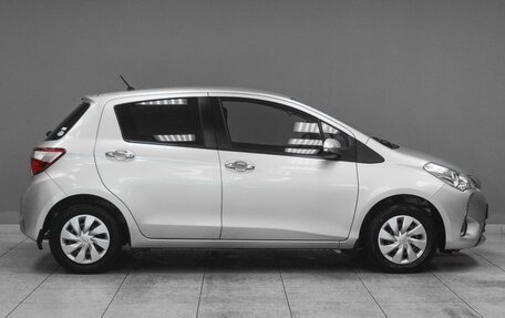 Toyota Vitz, 2018 год, 1 049 000 рублей, 5 фотография