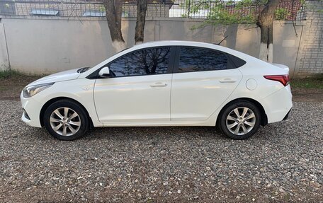 Hyundai Solaris II рестайлинг, 2017 год, 1 070 000 рублей, 6 фотография