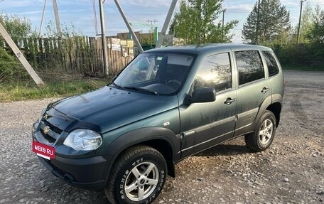 Chevrolet Niva I рестайлинг, 2014 год, 580 000 рублей, 2 фотография