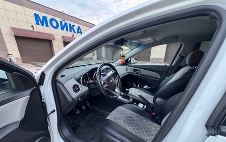 Chevrolet Cruze II, 2012 год, 920 000 рублей, 25 фотография