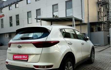 KIA Sportage IV рестайлинг, 2017 год, 2 200 000 рублей, 3 фотография