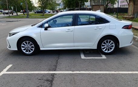 Toyota Corolla, 2019 год, 2 150 000 рублей, 3 фотография