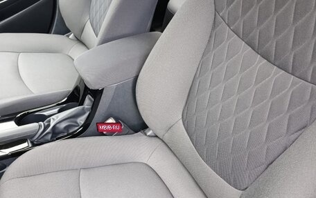 Toyota Corolla, 2019 год, 2 150 000 рублей, 12 фотография