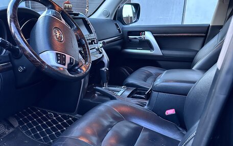 Toyota Land Cruiser 200, 2015 год, 3 800 000 рублей, 6 фотография