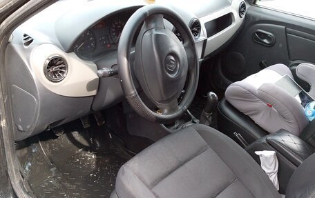 Renault Logan I, 2013 год, 380 000 рублей, 8 фотография