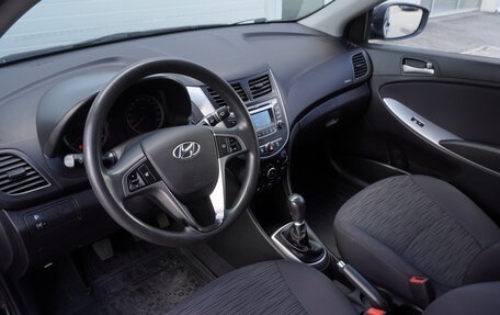 Hyundai Solaris II рестайлинг, 2016 год, 916 000 рублей, 10 фотография