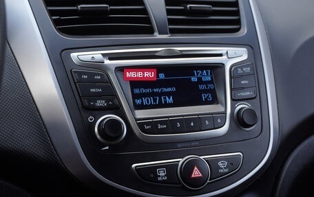 Hyundai Solaris II рестайлинг, 2016 год, 916 000 рублей, 14 фотография