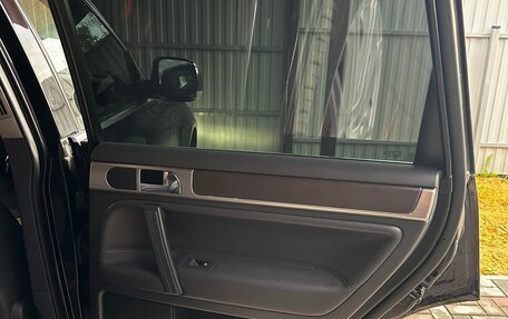 Volkswagen Touareg III, 2006 год, 880 000 рублей, 24 фотография