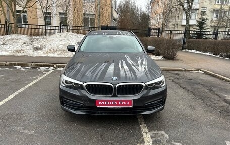 BMW 5 серия, 2019 год, 3 252 000 рублей, 12 фотография