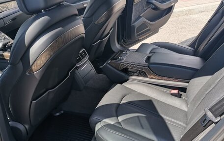 Audi A8, 2016 год, 5 000 000 рублей, 6 фотография
