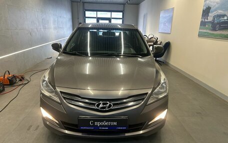 Hyundai Solaris II рестайлинг, 2015 год, 999 000 рублей, 2 фотография