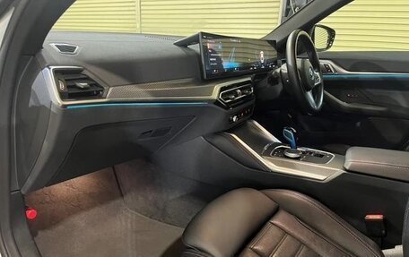 BMW i4, 2022 год, 3 755 000 рублей, 11 фотография