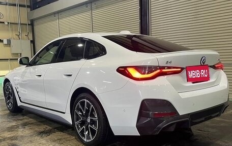 BMW i4, 2022 год, 3 755 000 рублей, 5 фотография