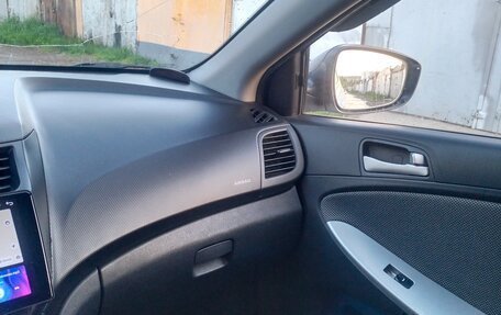 Hyundai Solaris II рестайлинг, 2014 год, 1 000 050 рублей, 4 фотография