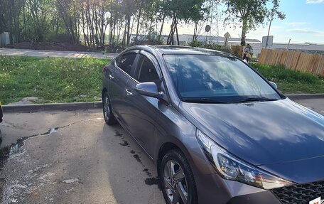 Hyundai Solaris II рестайлинг, 2021 год, 2 250 000 рублей, 5 фотография