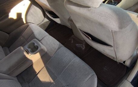 Mazda 626, 2001 год, 350 000 рублей, 8 фотография