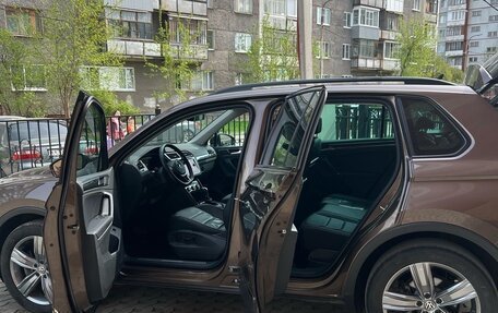 Volkswagen Tiguan II, 2017 год, 2 970 000 рублей, 11 фотография