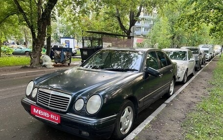 Mercedes-Benz E-Класс, 1997 год, 300 000 рублей, 6 фотография