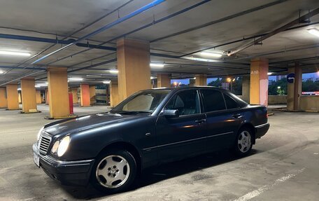 Mercedes-Benz E-Класс, 1997 год, 300 000 рублей, 19 фотография