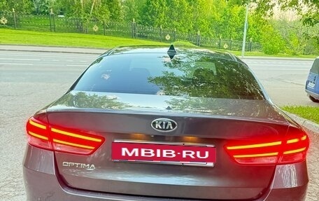 KIA Optima IV, 2018 год, 1 990 000 рублей, 11 фотография