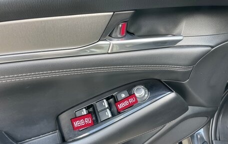 Mazda 6, 2021 год, 2 850 000 рублей, 17 фотография