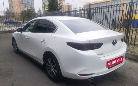 Mazda 3, 2019 год, 1 950 000 рублей, 3 фотография