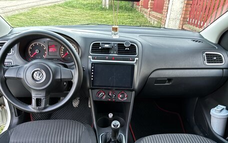 Volkswagen Polo VI (EU Market), 2011 год, 780 000 рублей, 8 фотография