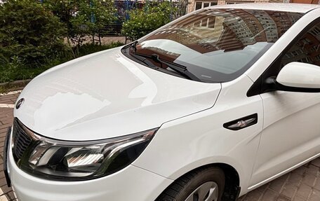 KIA Rio III рестайлинг, 2014 год, 999 999 рублей, 5 фотография