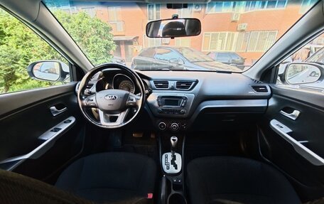 KIA Rio III рестайлинг, 2014 год, 999 999 рублей, 9 фотография