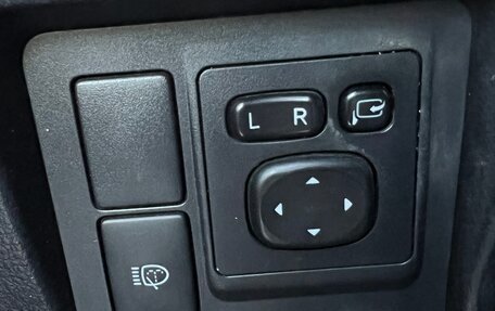 Toyota Land Cruiser Prado 150 рестайлинг 2, 2013 год, 2 800 000 рублей, 6 фотография