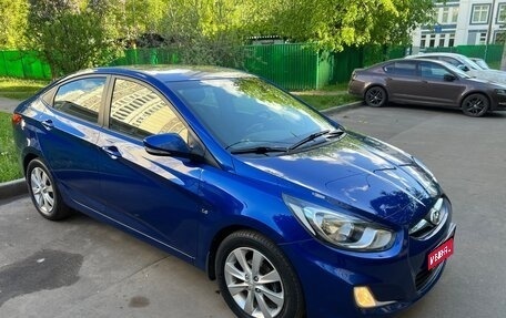 Hyundai Solaris II рестайлинг, 2011 год, 895 000 рублей, 1 фотография