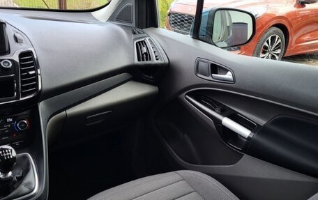 Ford Tourneo Connect II рестайлинг, 2020 год, 2 450 000 рублей, 24 фотография