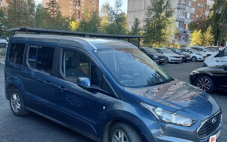 Ford Tourneo Connect II рестайлинг, 2020 год, 2 450 000 рублей, 31 фотография