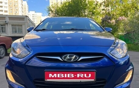 Hyundai Solaris II рестайлинг, 2011 год, 895 000 рублей, 4 фотография