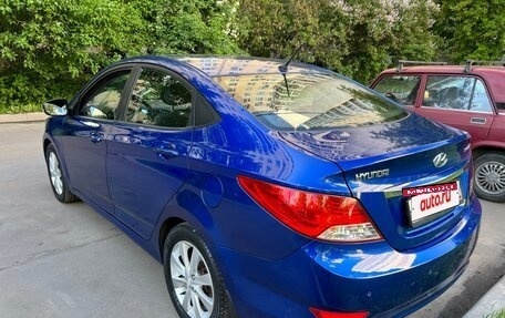 Hyundai Solaris II рестайлинг, 2011 год, 895 000 рублей, 8 фотография