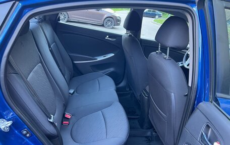 Hyundai Solaris II рестайлинг, 2011 год, 895 000 рублей, 16 фотография