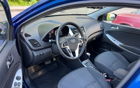 Hyundai Solaris II рестайлинг, 2011 год, 895 000 рублей, 12 фотография