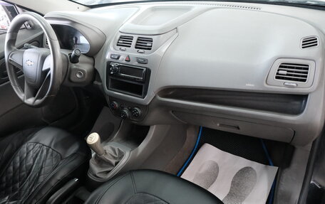 Chevrolet Cobalt II, 2013 год, 669 000 рублей, 18 фотография