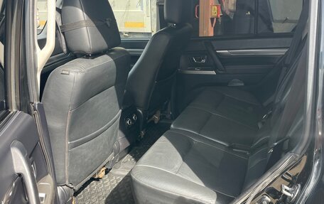Mitsubishi Pajero IV, 2011 год, 1 790 000 рублей, 8 фотография