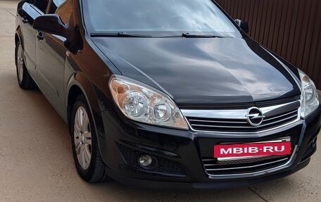 Opel Astra H, 2010 год, 620 000 рублей, 4 фотография