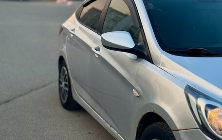 Hyundai Solaris II рестайлинг, 2011 год, 550 000 рублей, 7 фотография