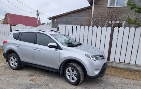 Toyota RAV4, 2014 год, 1 870 000 рублей, 3 фотография
