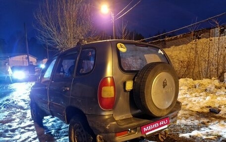 Chevrolet Niva I рестайлинг, 2004 год, 205 000 рублей, 3 фотография