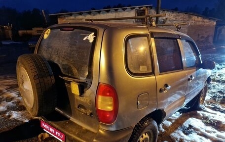 Chevrolet Niva I рестайлинг, 2004 год, 205 000 рублей, 13 фотография
