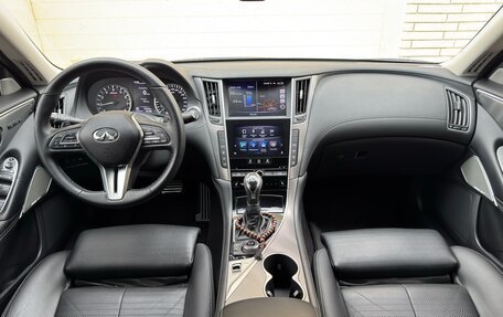Infiniti Q50 I рестайлинг, 2017 год, 3 210 000 рублей, 10 фотография